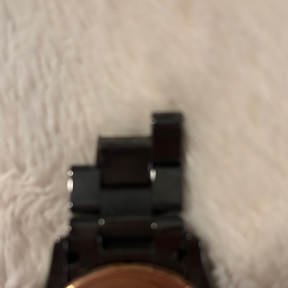 Emporio Armani AR1410 Ceramica Men’s Analog Black and Rose Gold Versatile Watch - Picture 5 of 16